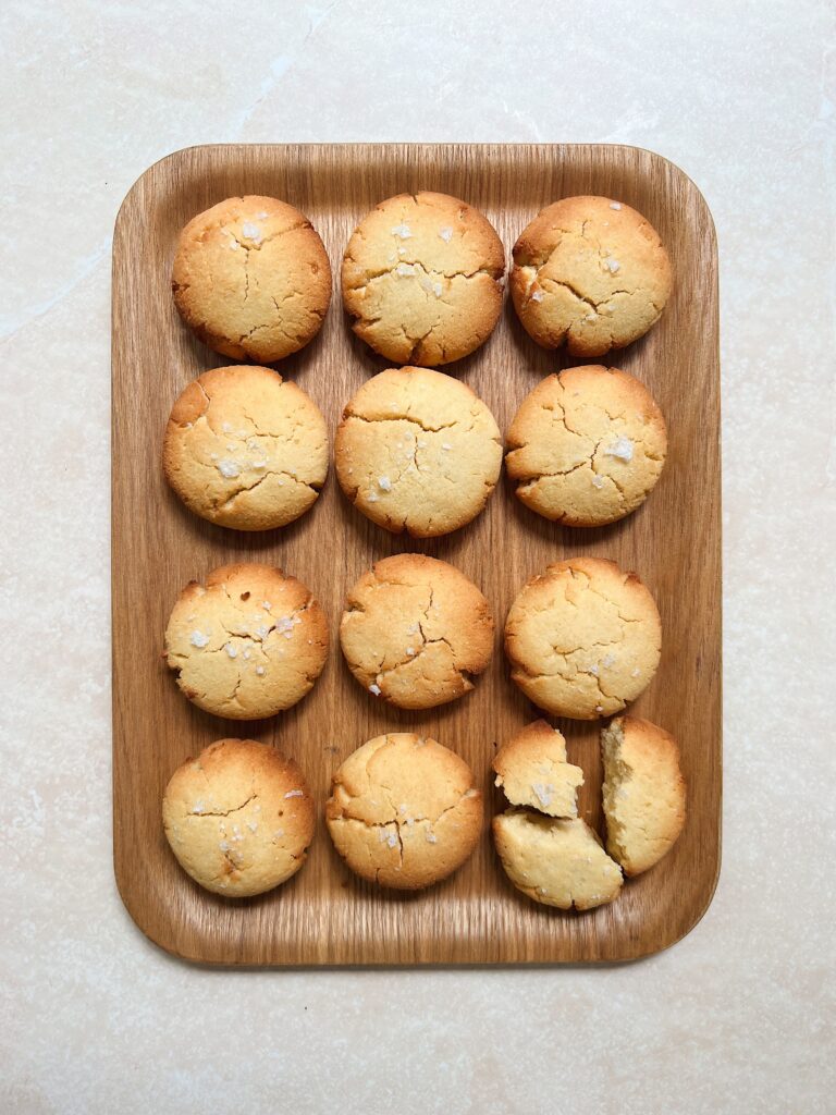 Fluffy Maple Coconut Cookies